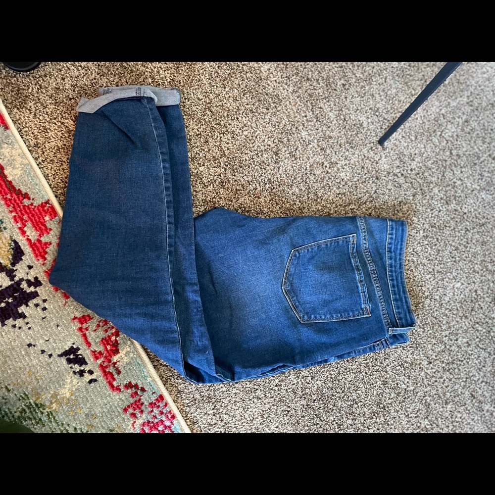 Old navy rockstar super skinny low rise size 16 denim jeans